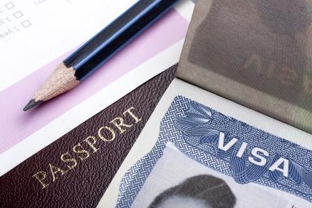 DOS continúa el reinicio gradual de los servicios de Visa
