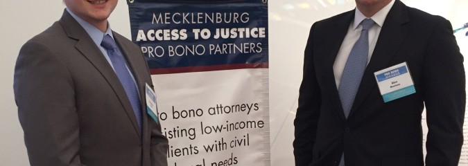 Nuestros abogados están siendo reconocidos por su participación en los servicios jurídicos pro bono